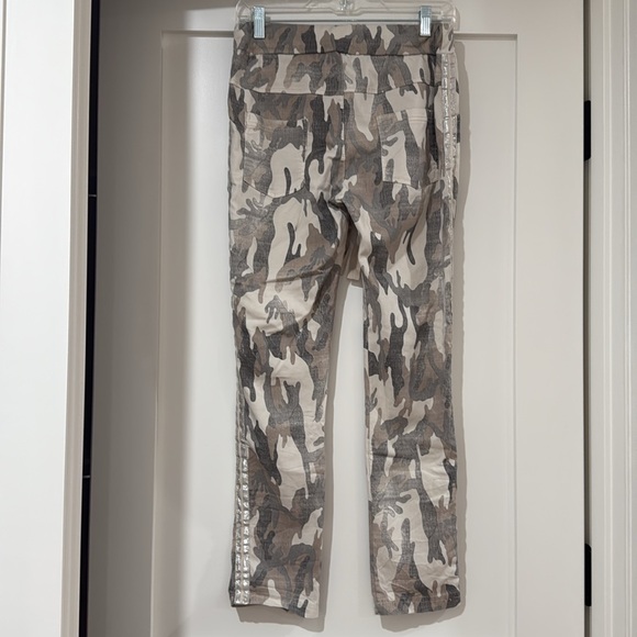 Venti6 Army Print Jogger - Picture 2 of 5